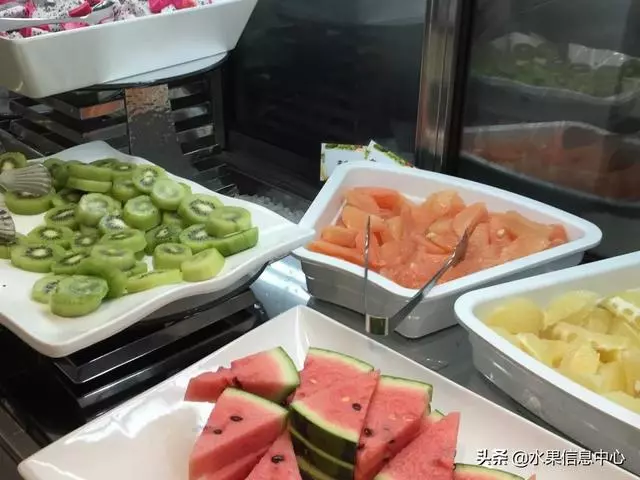 專門吃水果的自助餐廳,170元/位還火爆到不行