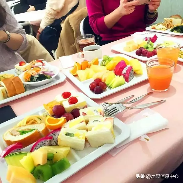 專門吃水果的自助餐廳,170元/位還火爆到不行