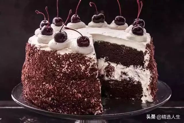 大魚大肉不夠精緻?世界十大甜品各位豬豬女孩考慮一下?