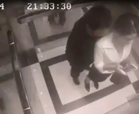 網民:有眼不識泰山!升降機內非禮遭暴打!