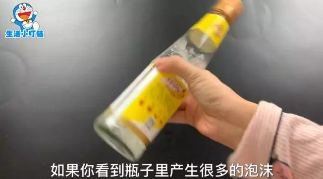 家裡有吃白醋要看看,這幾種白醋別再買了,免費也不能要,快看看