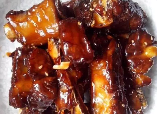 做糖醋排骨,糖和醋哪個先放?順序對了,酸甜入味十分好吃