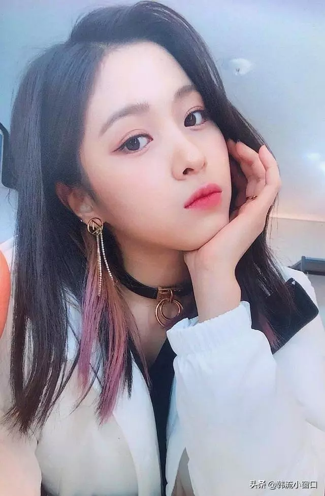 假裝忙內的TWICE,和假裝大姐的ITZY!誰才是JYP的忙內團?