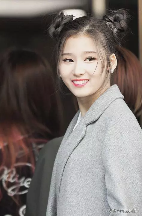 假裝忙內的TWICE,和假裝大姐的ITZY!誰才是JYP的忙內團?