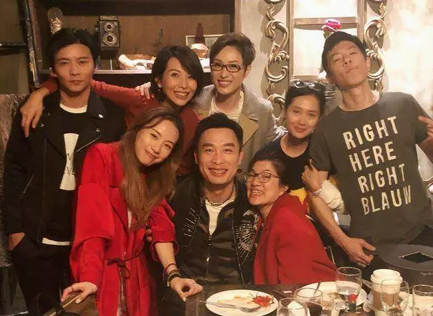 蔡少芬朱茵陳法蓉同框聚會!全帶丈夫幸福滿滿!10年情誼惹人羨