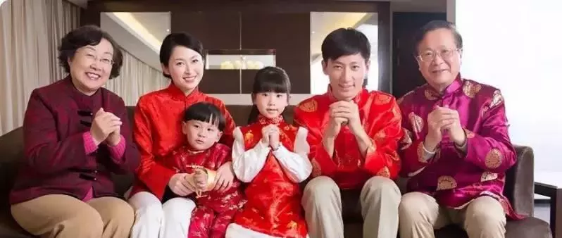 客廳入戶門斜對角45度是財位,放上這東西,財神爺看著很高興,會偏愛你家的