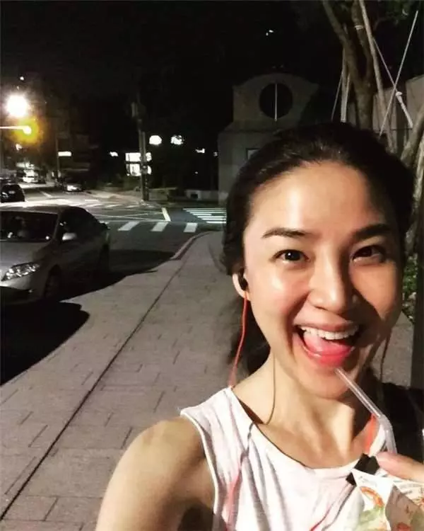 小時候你一定看過她!被封「史上最惡毒女人」,拋棄林志穎搶劉濤男人!如今40歲 過這樣生活!