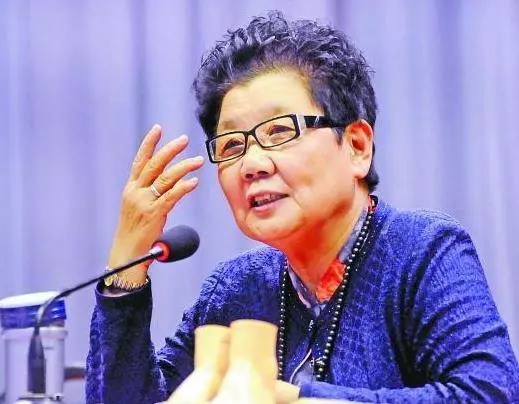 山楂這樣一熬,肚子肥肉全掃光,174到96斤,身材真漂亮,做法很簡單。。