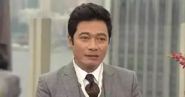  用10年的時間塑造一個一哥，前妻生兒子，現任生女兒，人生足矣 !