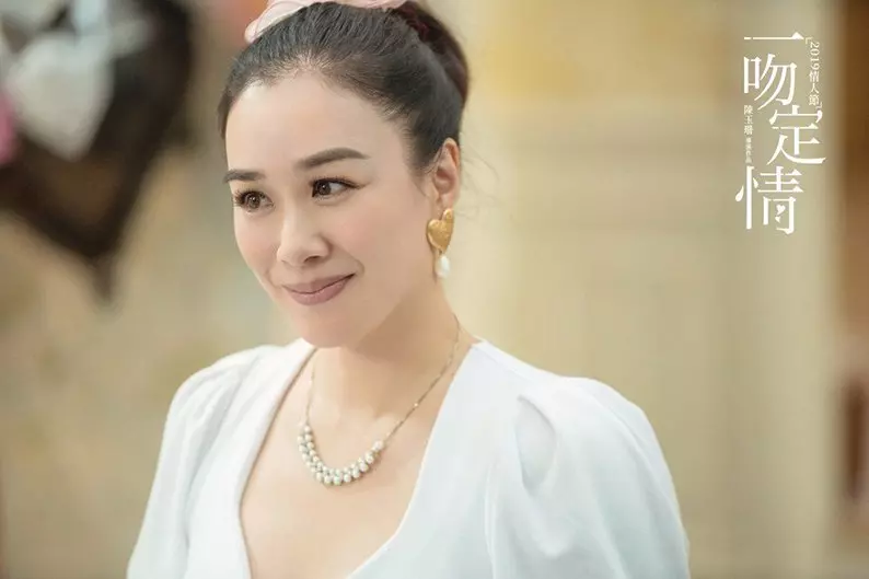 48歲鐘麗緹為拍戲 忍痛放棄懷四寶
