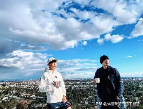 周杰倫曬娃,催專輯大隊喊話:新專輯叫《以兒之名》嗎?