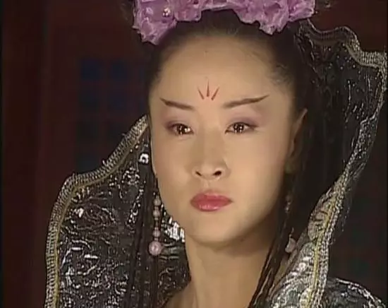 她是馬景濤最愛女人,也是曾國城最想挽回的女人!美艷勝鍾麗緹,但52歲仍淒慘單身度日!