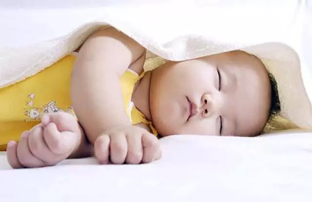 寶寶這三個年齡段,是免疫力「薄弱期」,照顧不好很容易生病!