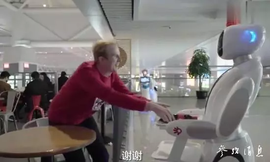 美國網友吐槽:中國5G火車站先進太多,到底美國造了些什麼?