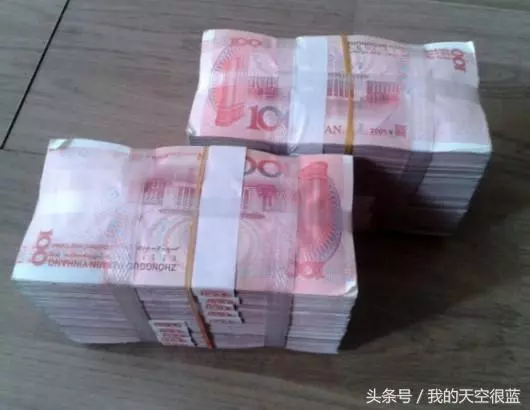 我老公帶著情人住在我隔壁逼我離婚,我只說了三個字,小三嚇的帶50萬求我別離!!