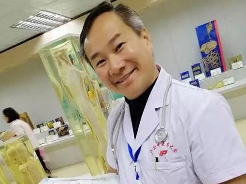 【最新消息】網紅跌打師傅Chris Leong有救了