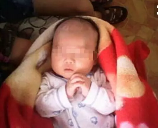 當年風雪夜裡的女棄嬰,如今成白領,親媽想來認親,被我拒絕
