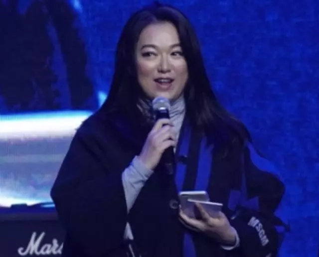 神隱7年!史上身材最好港姐李珊珊首度現身,為慈善分享患病經歷幾度哽咽!