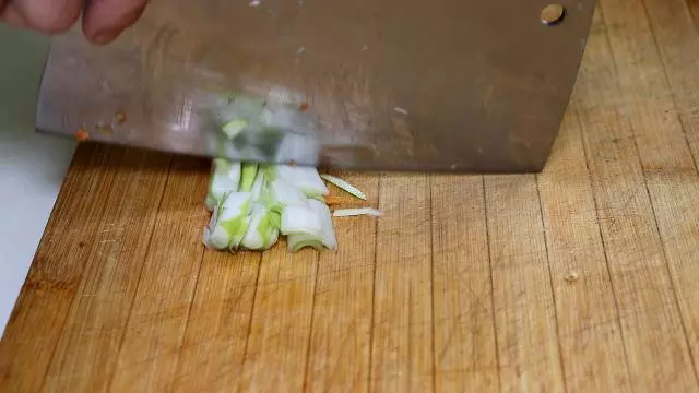 杏鮑菇新做法,又香又入味,口感比肉好,每次做兩盤都不夠吃