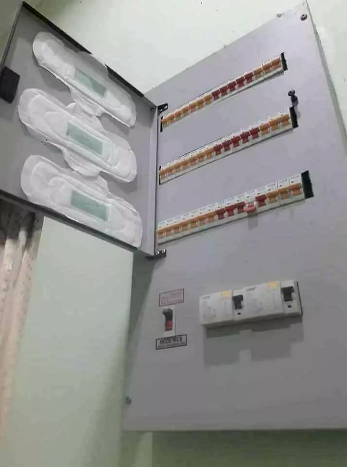 台灣都市傳說 電源箱驚見 「衛生棉擺陣」