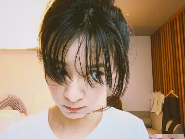 陳意涵曬自己母乳,滴滴皆辛苦,笑稱:好想自己喝掉!