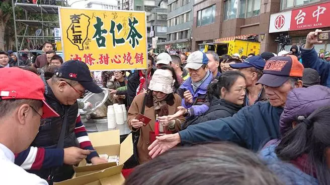 韓流到哪人潮就到哪!三重市前街已現3千人潮