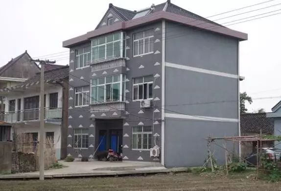 出差時檢查出懷孕,給丈夫報喜後忘記掛斷,隨後的對話讓女孩蒙了