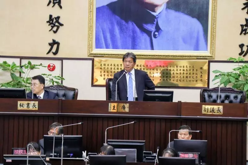 台南單軌捷運爭論不休 議長郭信良將率隊到高雄考察