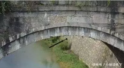 貴州橋下有把明朝古劍,價值連城,至今卻無人敢拿!