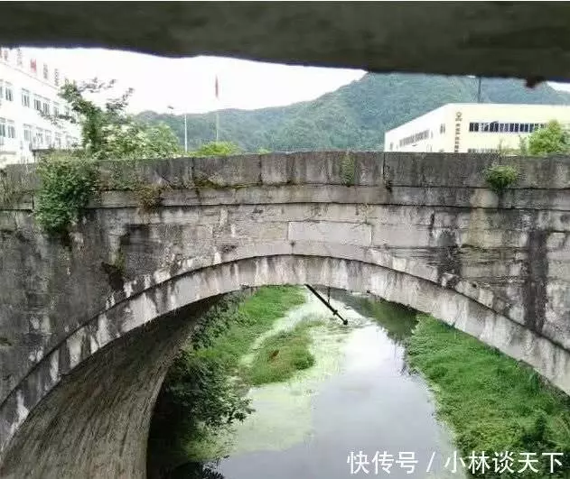 貴州橋下有把明朝古劍,價值連城,至今卻無人敢拿!