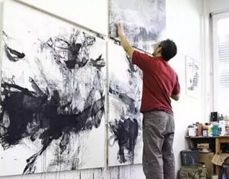 家裡萬萬不要亂掛這幾種畫,風水師看了都搖頭,難怪你家越住越窮