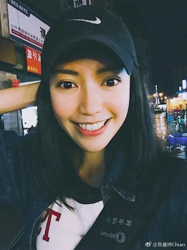 焦恩俊為了女兒捨棄「億萬家產」淨身出戶,如今迎娶「舊愛」的朋友, 一家人「顏值」都讓人無話可說....