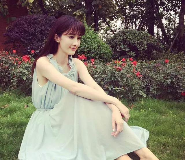 被「整容」毀掉的4位女明星,有一個整成面癱臉,而她不幸去世!