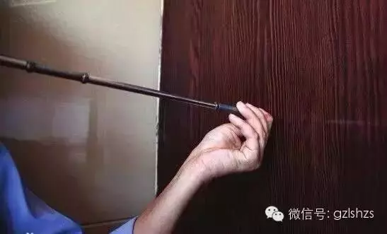 切記!不管你睡在哪裡,家也好,酒店也好,睡前一定要做「這件事」!後果真的太可怕了!