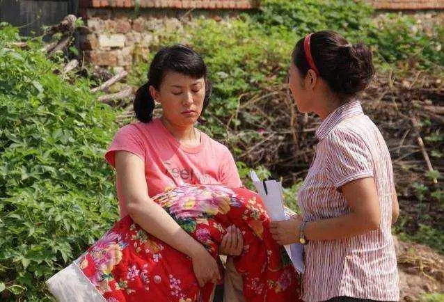 丈夫無情,女兒:媽媽,爸爸真的離婚,我們有這些,吃不了虧!