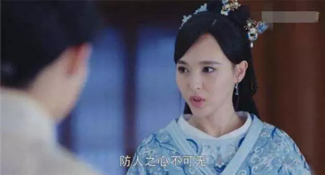 主管偷刪老員工簡訊,第二天老員工被派去守倉庫,隨後老闆傻了