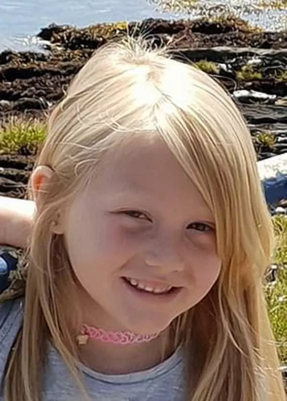 16歲少年,姦殺年僅6歲女童,她全身布滿117道傷痕,引起全英國譁然。