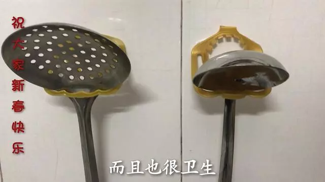洗碗池裡一定要放個油桶提手,作用太棒了,全家人都搶著用 !