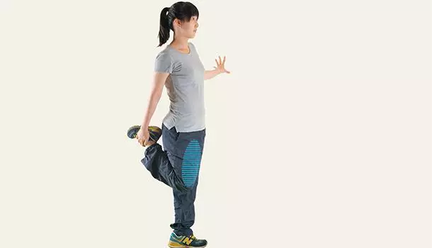 抽筋苦不堪言怎麼辦?記住這7個動作可解決