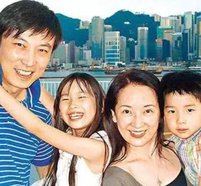 林煒老婆「22歲演女主角」當紅為愛息影!「36歲為他生子」女兒長大美翻天