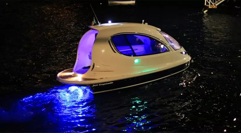 比變形金剛還帥!海中驚見「800萬水上藍寶堅尼」 一看見「超奢華夜店風內裝」網讚:貴得有理