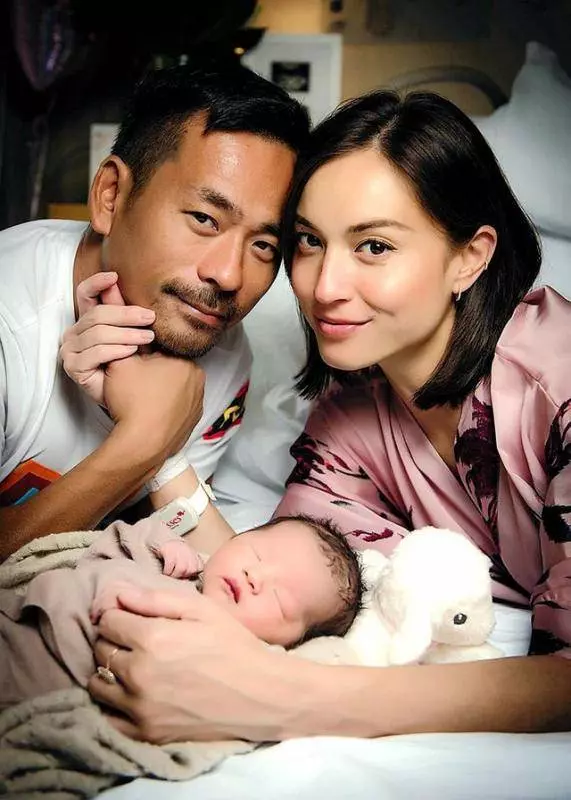 百億大亨陪小三共度情人節,結婚14年正宮發文暗:「錢買不到惦記你的心」