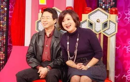 她不顧53歲的高齡,停經靠吃藥來恢復月經,只為了再生一個