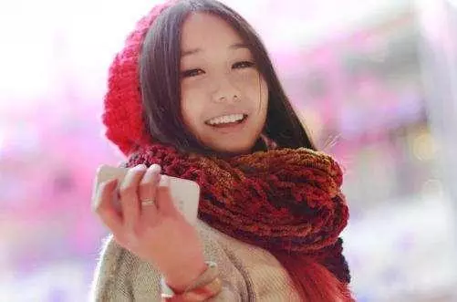 和女兒和侄子一起逛商場,侄子無心說一話,我狠下心把房子賣了