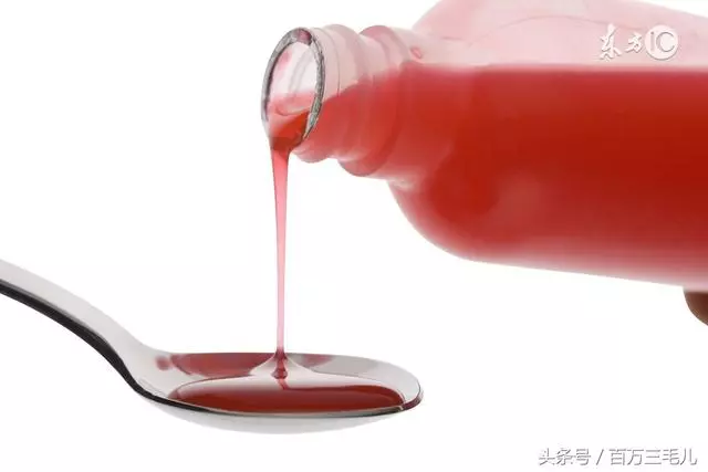 弟弟借我8萬塊錢後自殺,弟媳上門說還帳,說的話讓我膽顫心驚!