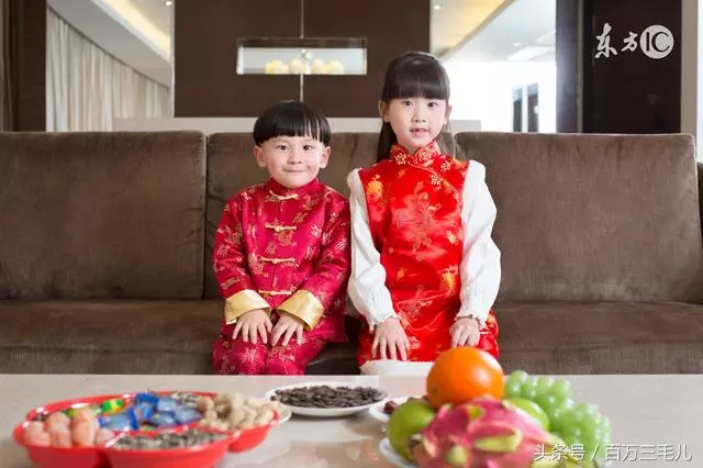 爸爸媽媽我們都是您的子女,您卻偏偏這樣對待我