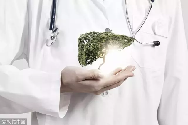 手上出現這6個變化,說明你的肝在「求救」!早發現才能早治療!