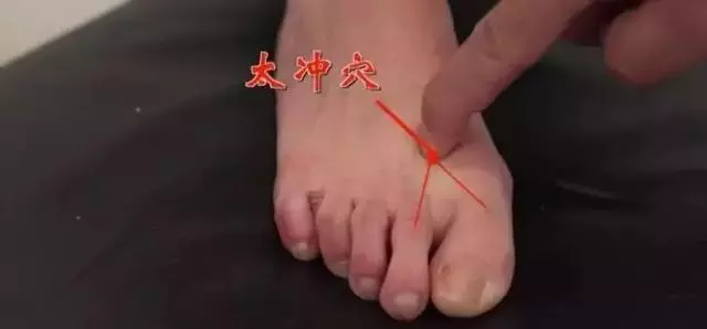 手上出現這6個變化,說明你的肝在「求救」!早發現才能早治療!