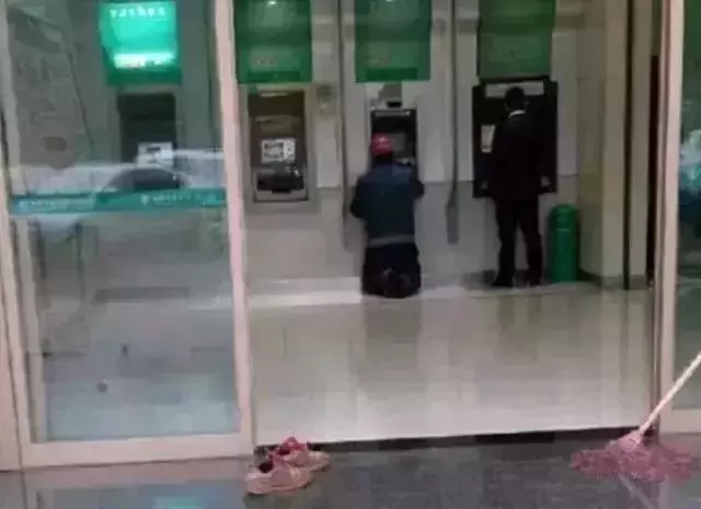 父母的教養,就是孩子的起跑線,能這樣做的媽媽,怎麼會教出熊孩子?
