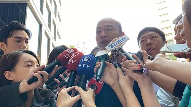 四顆太陽民調都輸他! 韓又被追問選2020這麼說
